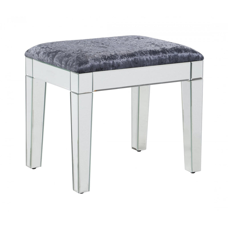 Augustina Stool